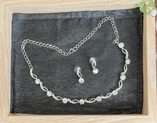 Load image into Gallery viewer, Silver look set 2027