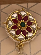 Load image into Gallery viewer, Saree broach 2121