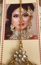 Load image into Gallery viewer, Mang tikka 2061