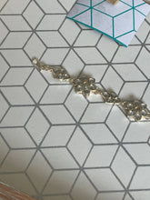 Load image into Gallery viewer, Hair ornament 2075