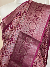 Load image into Gallery viewer, Bandhni print saree 2146
