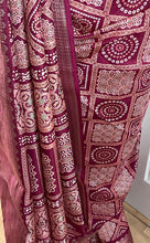 Load image into Gallery viewer, Bandhni print saree 2146