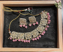 Load image into Gallery viewer, Pretty Indian jewellery set 2006