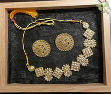 Load image into Gallery viewer, Choker set 2007