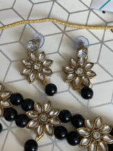 Load image into Gallery viewer, Choker set 2033