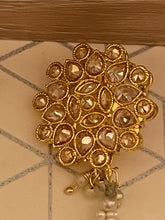 Load image into Gallery viewer, Saree broach 2123