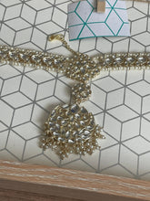 Load image into Gallery viewer, Hair ornament ( SHEESHPHOOL) 2082