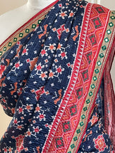 Load image into Gallery viewer, Semi Silk saree 2143