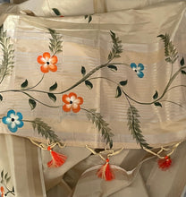 Load image into Gallery viewer, Tissue silk saree 3097 please note the blouse piece is a different print to the one on original pictures