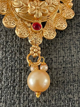 Load image into Gallery viewer, Saree pin 4010 (broach) 4.5 cm