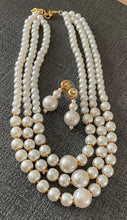 Load image into Gallery viewer, Beaded pearl set 4025