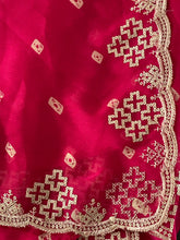 Load image into Gallery viewer, Bandhani print saree 4040
