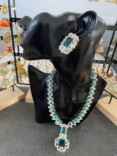 Load image into Gallery viewer, Indian jewellery set 4042