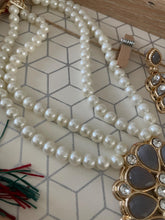 Load image into Gallery viewer, costume necklace  4065