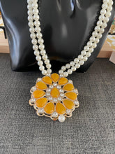 Load image into Gallery viewer, costume necklace  4064