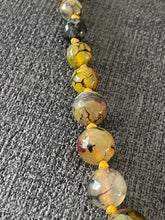 Load image into Gallery viewer, Beaded necklace 4005