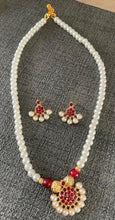 Load image into Gallery viewer, Beaded pearl set 4021