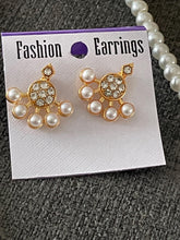 Load image into Gallery viewer, Beaded pearl set 4023
