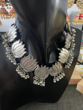Load image into Gallery viewer, Rustic oxidised set 4059