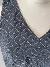 Load image into Gallery viewer, Sequins saree blouse 4095