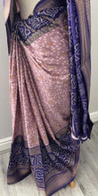 Load image into Gallery viewer, Bandhni print saree 4130