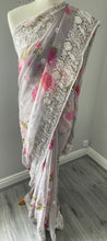 Load image into Gallery viewer, Georgette floral print  saree 4157