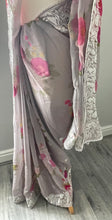 Load image into Gallery viewer, Georgette floral print  saree 4157