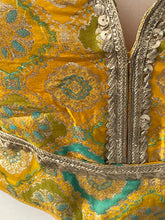 Load image into Gallery viewer, Brocade  saree blouse 4090