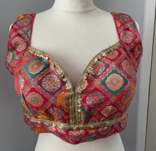 Load image into Gallery viewer, Brocade  saree blouse 4092