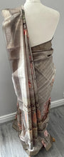 Load image into Gallery viewer, Velvet tussar silk saree 4116
