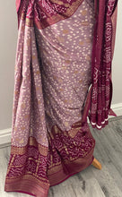 Load image into Gallery viewer, Bandhni print saree 4129