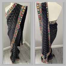 Load image into Gallery viewer, Bandhni print saree 4169
