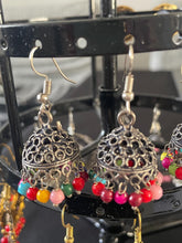 Load image into Gallery viewer, Indian jhumkas 4202
