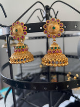 Load image into Gallery viewer, jhoomar earrings 4209