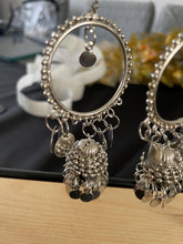 Load image into Gallery viewer, Indian jhumkas 4257