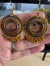 Load image into Gallery viewer, Indian jhumkas 4259