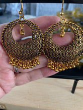 Load image into Gallery viewer, Indian jhumkas 4262