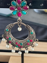 Load image into Gallery viewer, pretty hoop earings 4264