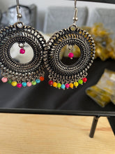 Load image into Gallery viewer, Indian jhumkas 4260
