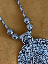 Load image into Gallery viewer, oxidised necklace ( no earrings ) 4317
