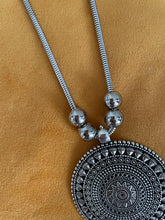 Load image into Gallery viewer, oxidised necklace ( no earrings ) 4319