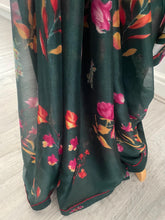 Load image into Gallery viewer, Soft georgette chiffon saree 5014