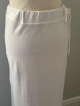 Load image into Gallery viewer, Shapewear underskirt for saree  4305