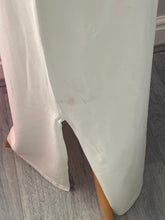 Load image into Gallery viewer, Shapewear underskirt for saree  4307