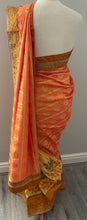 Load image into Gallery viewer, Semi Silk bandhni ( ready to dispatch in Uk)549