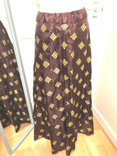 Load image into Gallery viewer, Lengha skirt ready to dispatch in Uk/470
