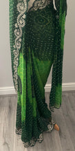 Load image into Gallery viewer, Soft georgette Bandhni print saree 5025
