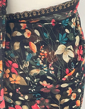 Load image into Gallery viewer, Soft georgette saree 5011