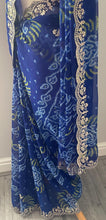 Load image into Gallery viewer, Soft georgette Bandhni print saree 5030