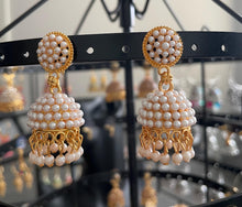 Load image into Gallery viewer, Jhoomar earrings 6008